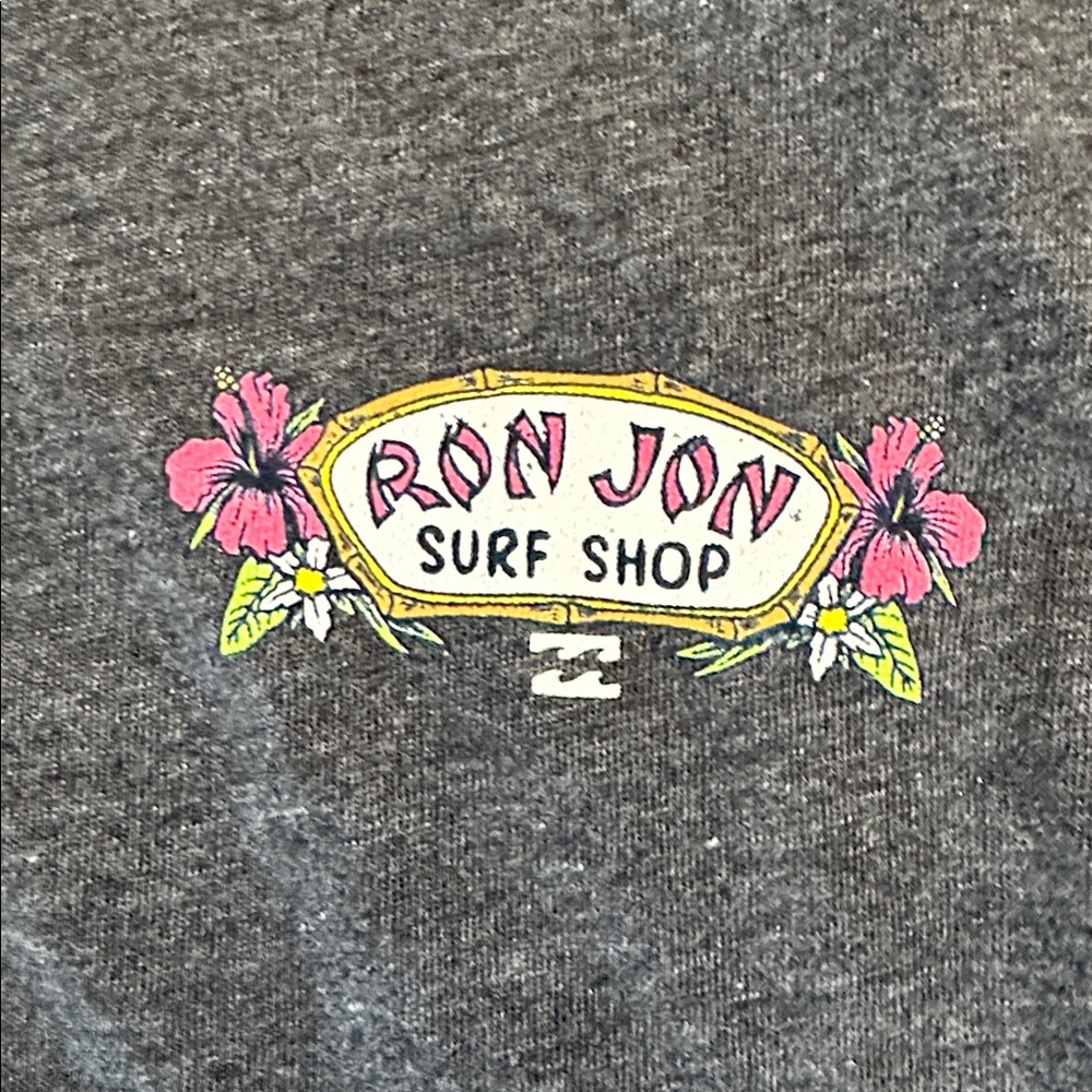 Ron Jon Hidden Tiki Tee Charcoal Short Sleeve Logo Tee XL NWOT Small logo front - Picture 5 of 12
